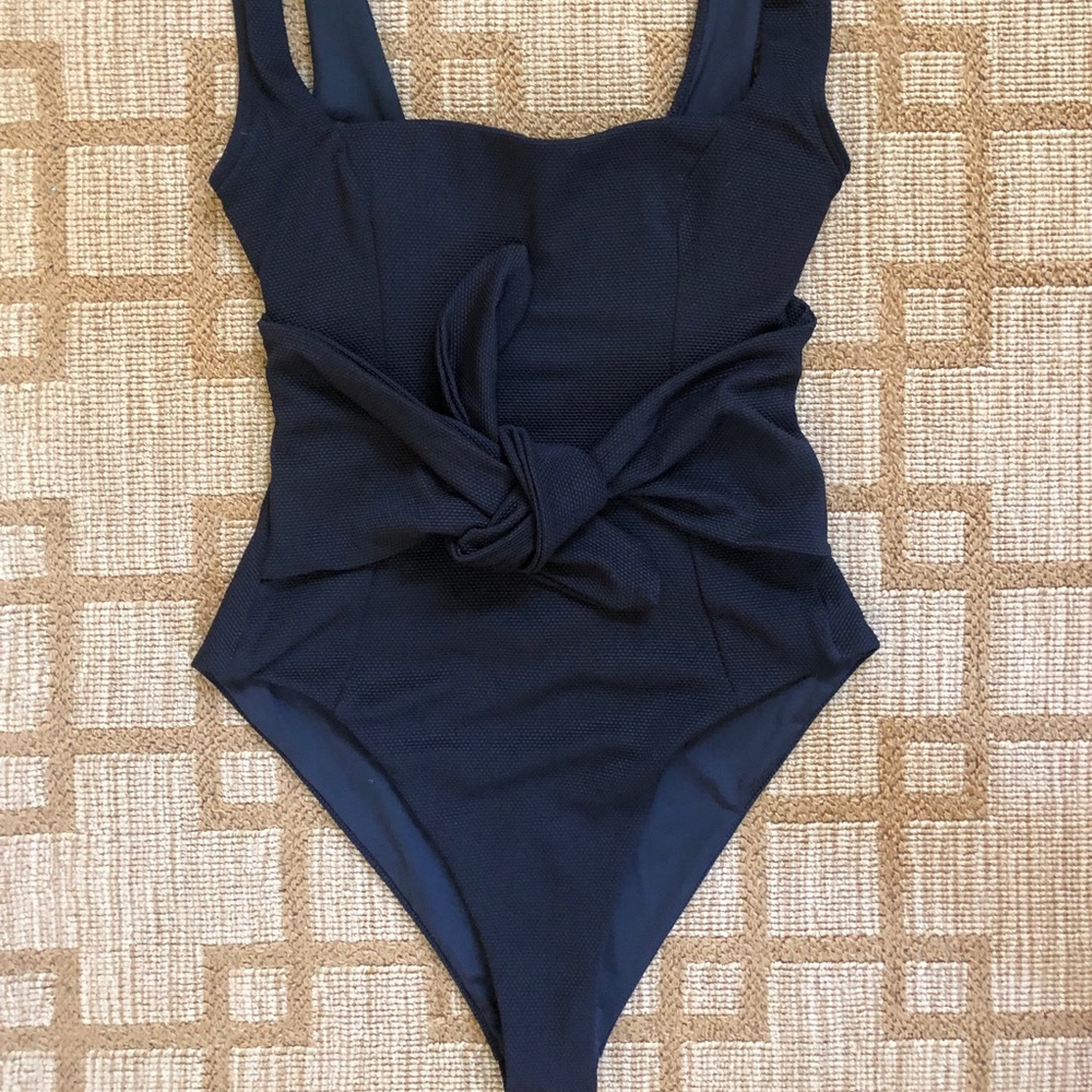 L*Space Women's Balboa Classic One Piece -NWOT
